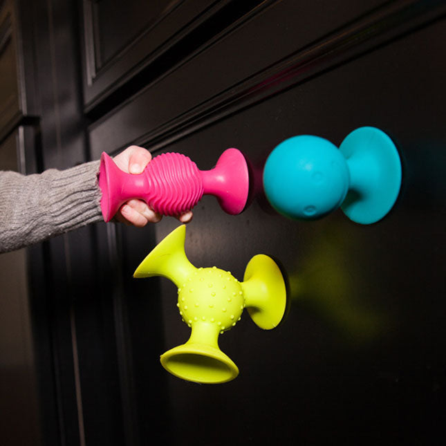 PipSquigz, Mordedores y Sonajeros Sensoriales - Fat Brain Toys