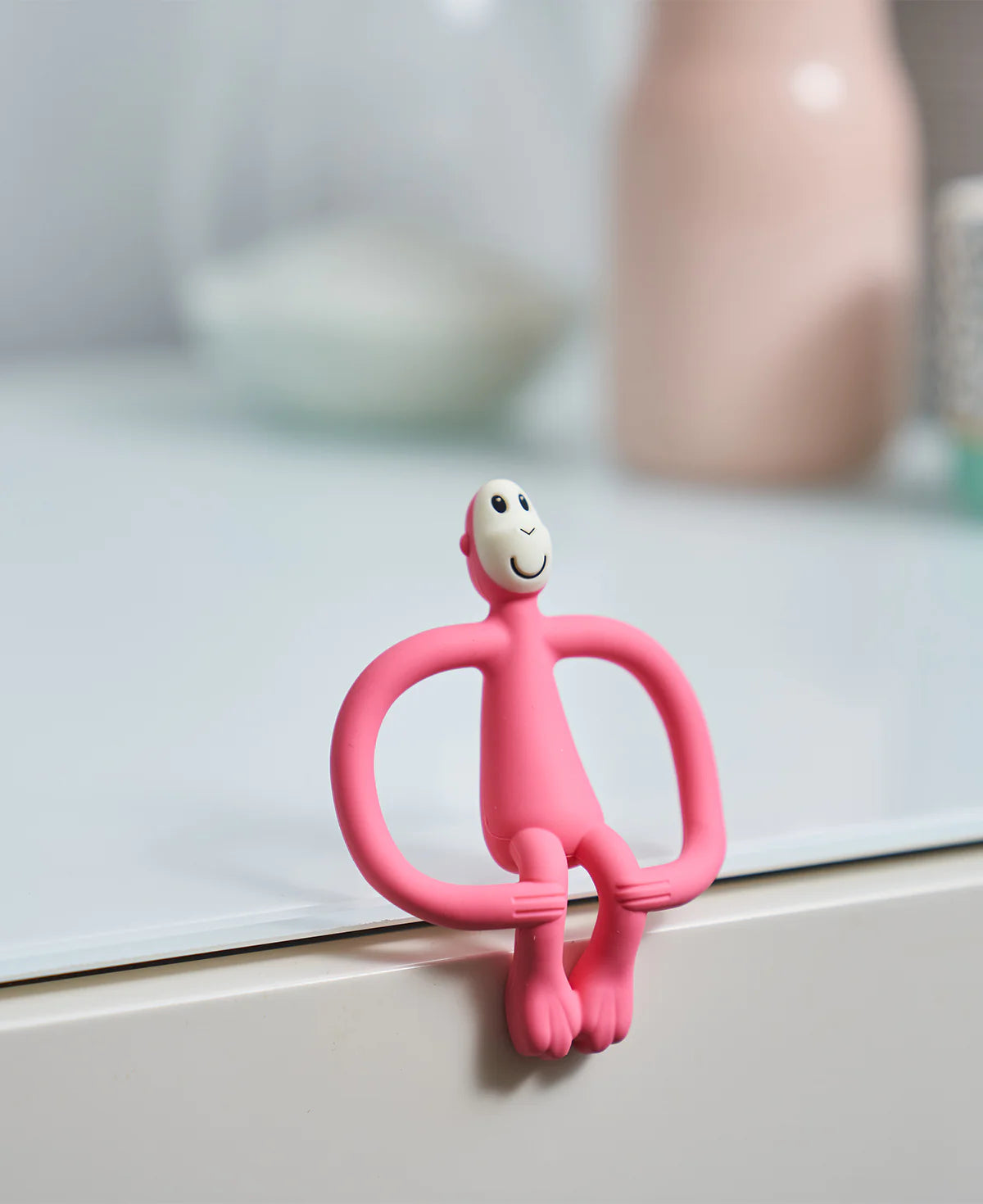 Mordedor mono color Rosado - Matchstick Monkey