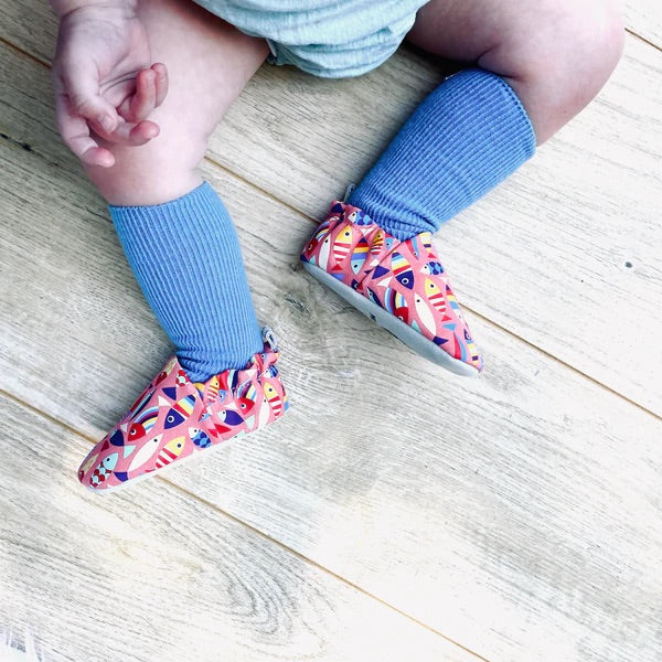 Zapatos Mini Shoes Poco Nido Rainbow Fish Pink (N•20)