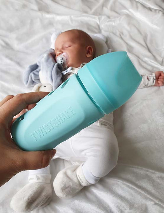 Mamadera de vidrio Anti-Cólico Twistshake color gris - 260 ml